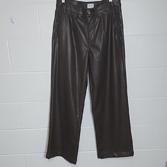Brown Vegan Leasther Pants with High-Waisted Fit - Picture 9 of 10